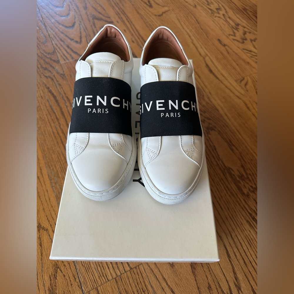 Givenchy urban street sneakers